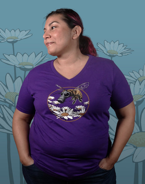 Honey Bee Plus Size Relaxed Fit Women's V-Neck