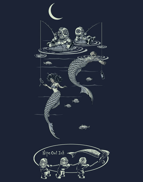 Mermaid Fishing Men's Fitted Crew Neck
